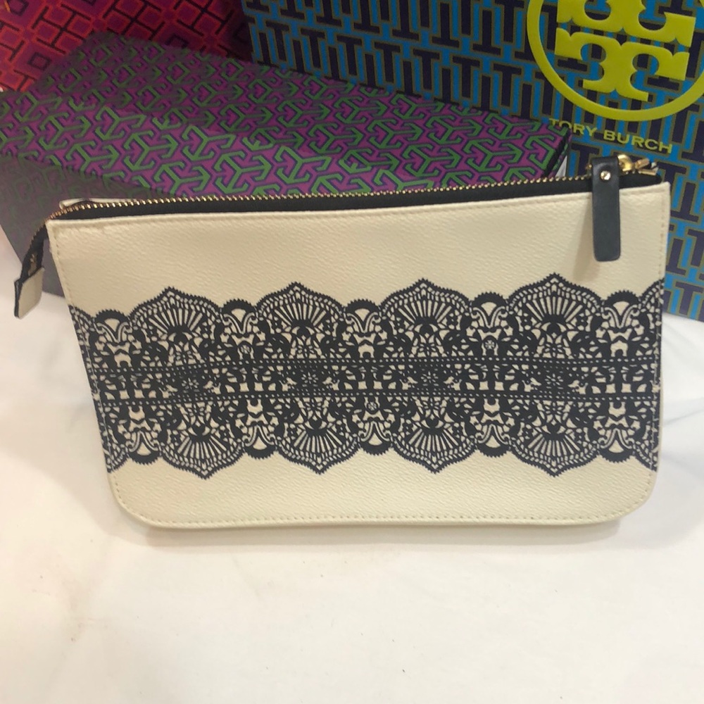 Tory Burch clutch - Picture 2 of 4